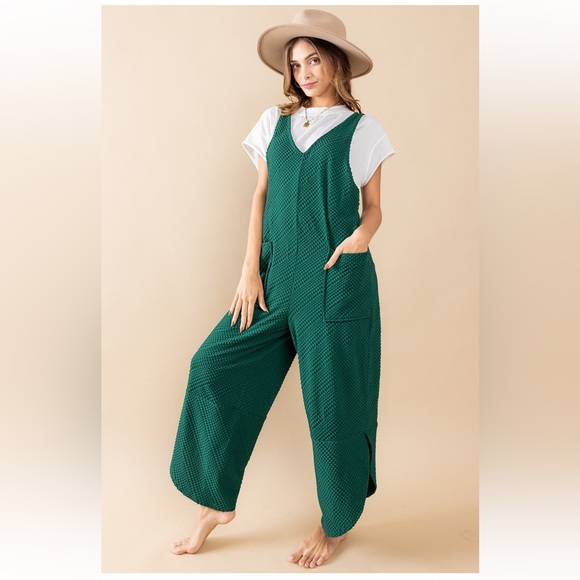 Large Boho Textured Knit Sleeveless Jumpsuit (W-536) - Picture 5 of 6